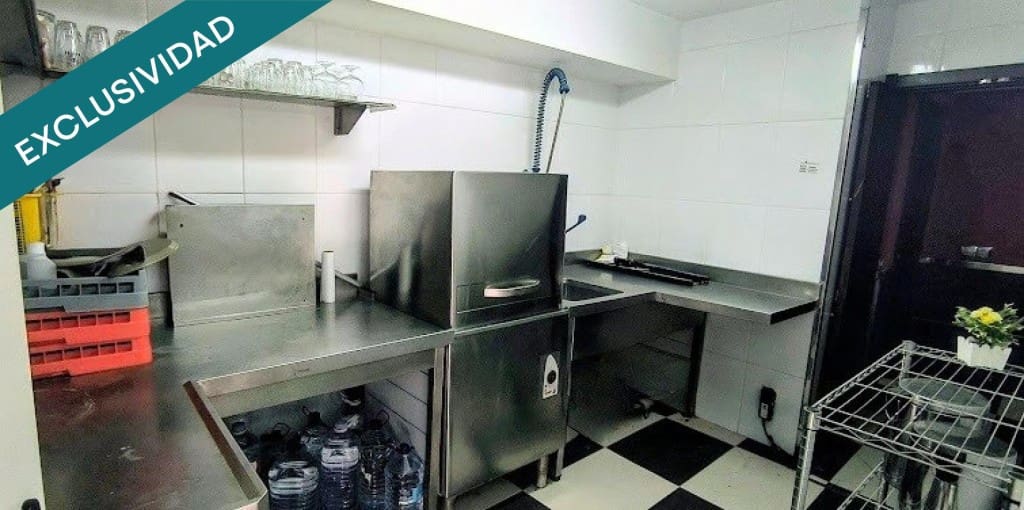 Komercyjne na sprzedaż w Sanxenxo - 210 500 € (Ref: 9595311)