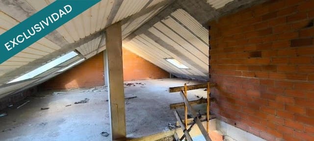 4 makuuhuone Huvila myytävänä paikassa Porto do Son - 351 500 € (Ref: 9595312)