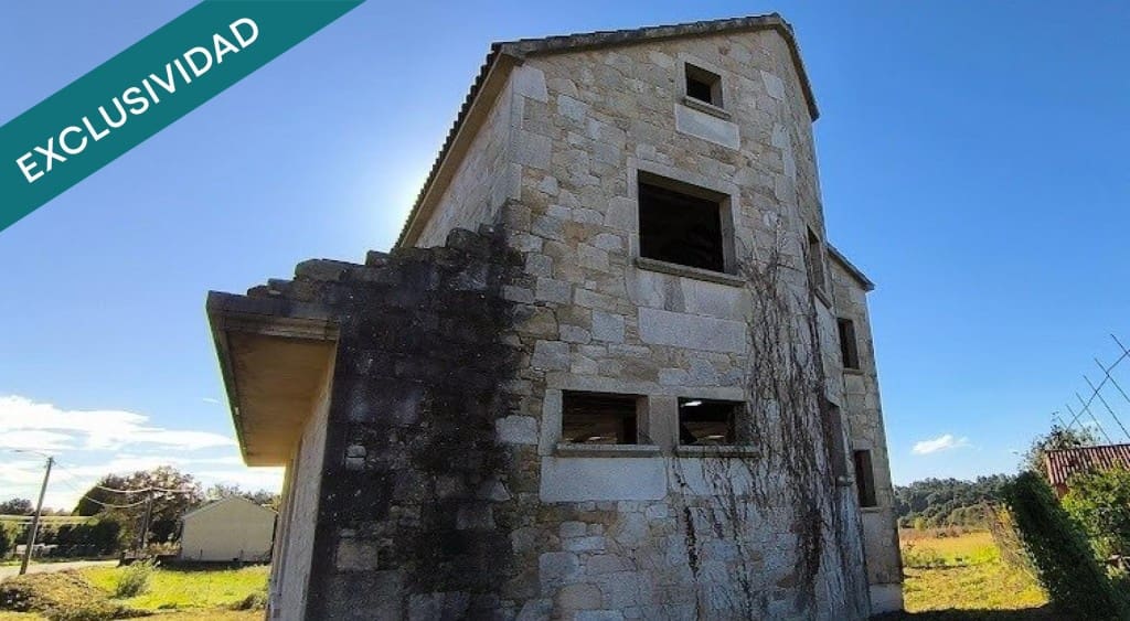 4 bedroom Villa for sale in Porto do Son - € 351,500 (Ref: 9595312)