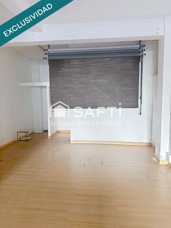 Kommersiell til salgs i Pontedeume - € 70 000 (Ref: 9595314)