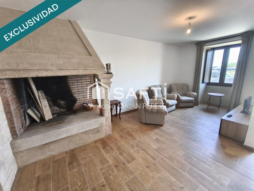 3 bedroom Villa for sale in Outes - € 227,500 (Ref: 9595316)