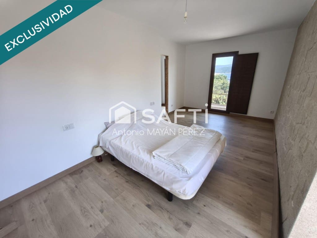 3 bedroom Villa for sale in Outes - € 227,500 (Ref: 9595316)