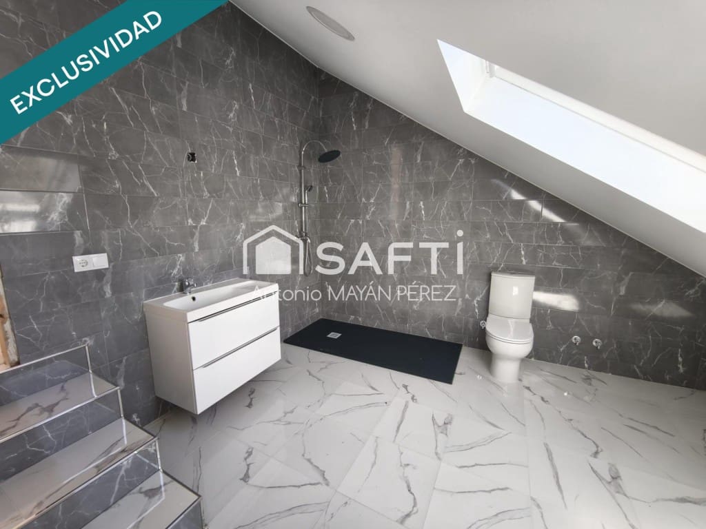 3 bedroom Villa for sale in Outes - € 227,500 (Ref: 9595316)