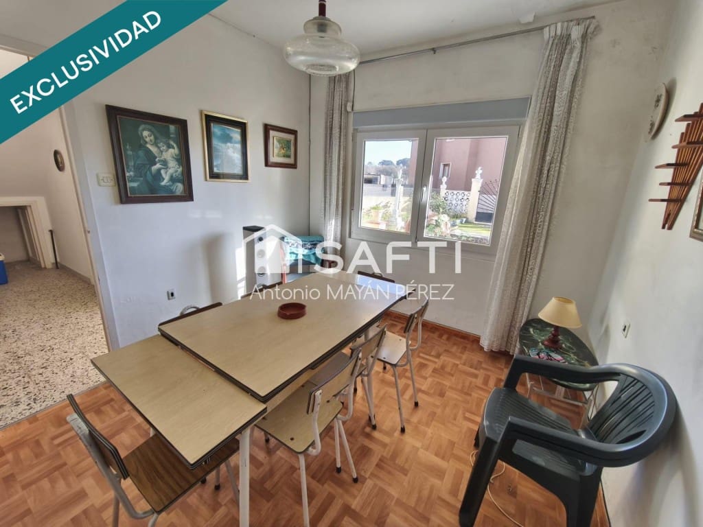 7 bedroom Villa for sale in Ribeira with garage - € 231,000 (Ref: 9595318)