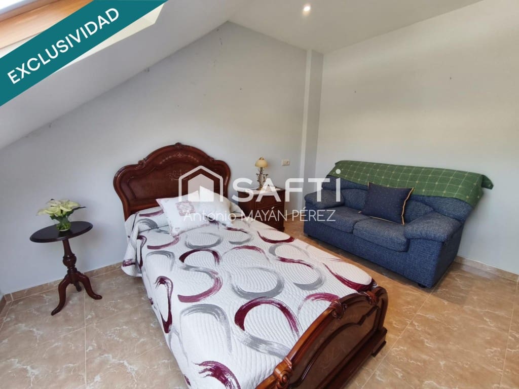 Chalet de 6 habitaciones en Ribeira en venta con garaje - 750.000 € (Ref: 9595319)