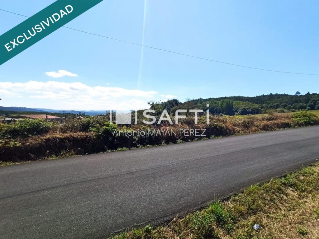 Terreno Não Urbanizado para venda em Ames - 57 800 € (Ref: 9595320)