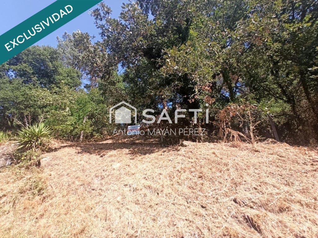 Grunde uden byggetilladelser til salg i Barbadas - € 18.600 (Ref: 9595322)