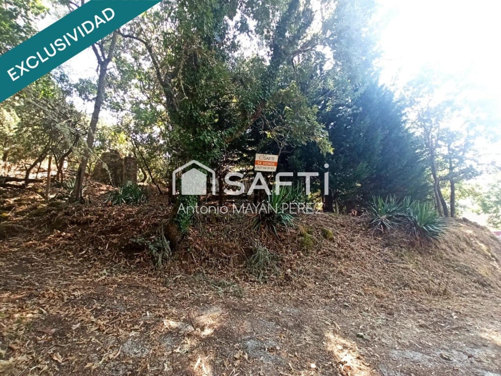 Grunde uden byggetilladelser til salg i Barbadas - € 18.600 (Ref: 9595322)