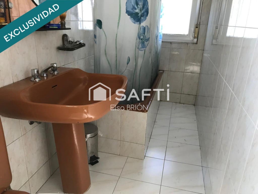 2 bedroom Apartment for sale in Noia - € 72,000 (Ref: 9595323)