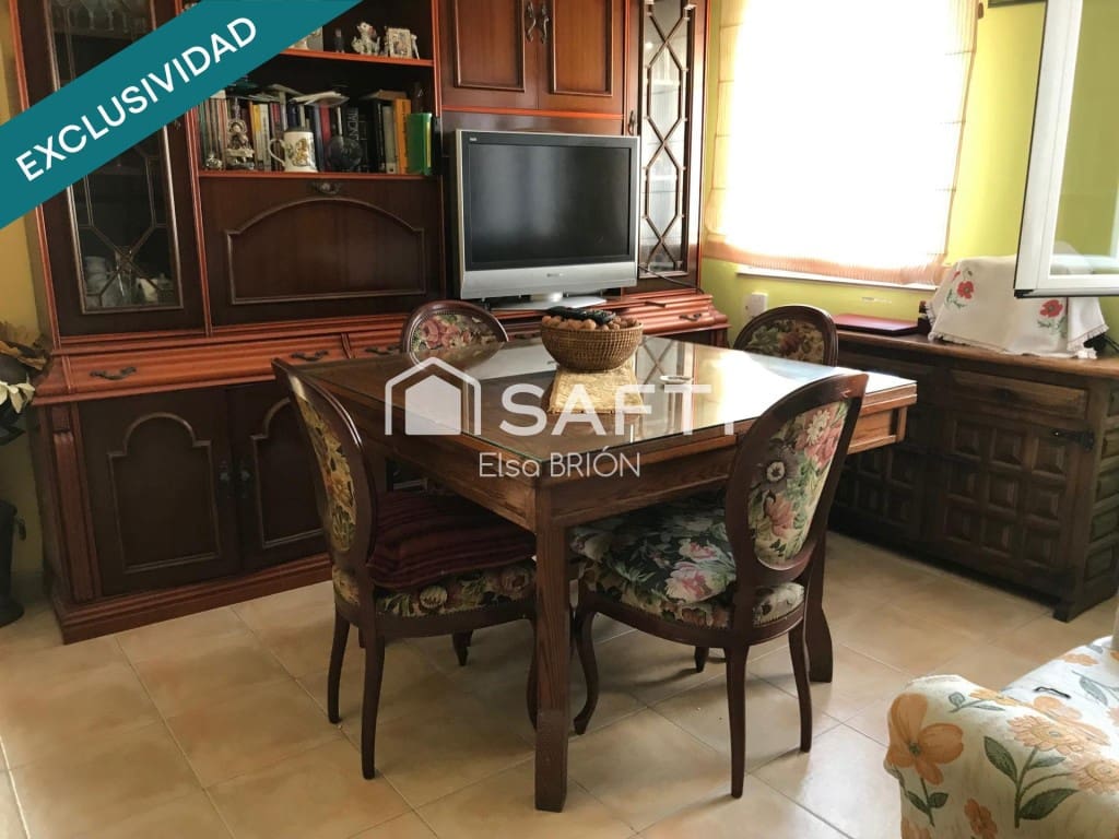 2 bedroom Apartment for sale in Noia - € 72,000 (Ref: 9595323)