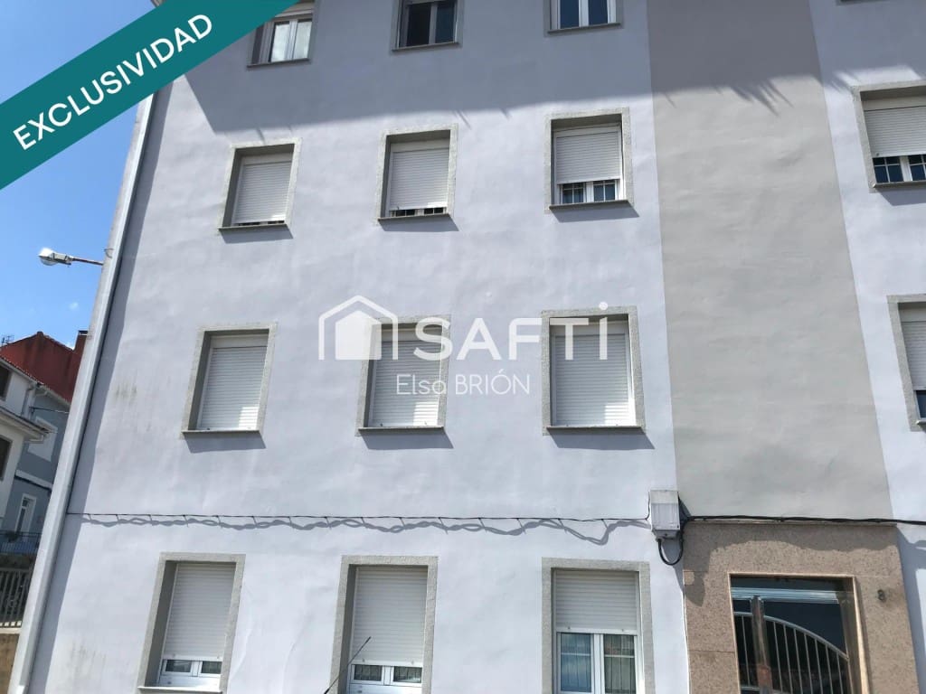 2 bedroom Apartment for sale in Noia - € 72,000 (Ref: 9595323)