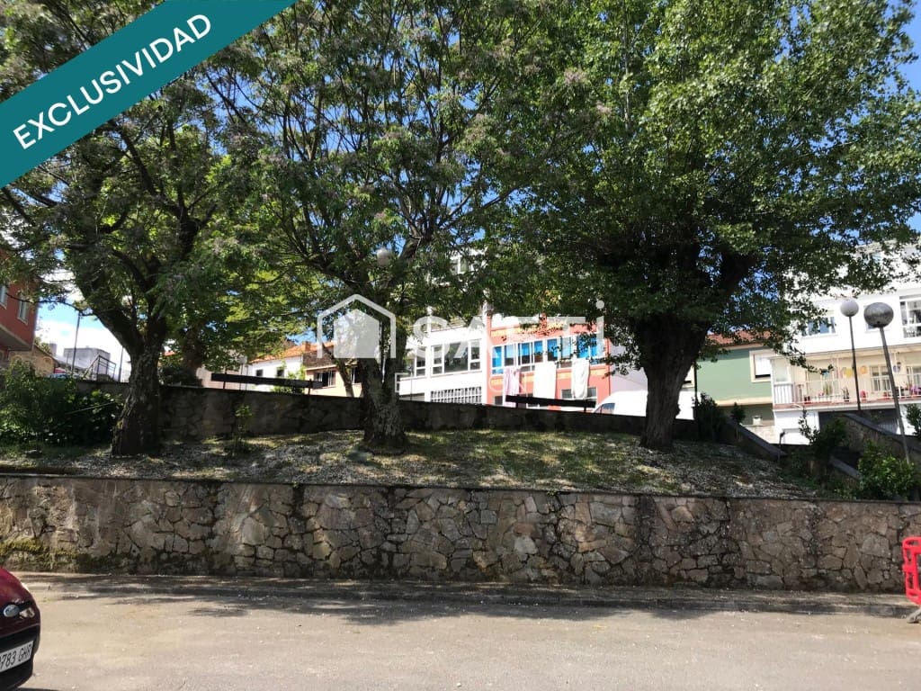 2 bedroom Apartment for sale in Noia - € 72,000 (Ref: 9595323)