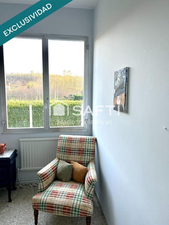 7 bedroom Villa for sale in Ames with garage - € 245,000 (Ref: 9595333)