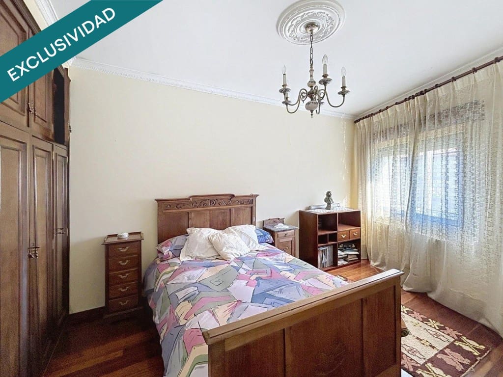 10 makuuhuone Huvila myytävänä paikassa Santiago de Compostela mukana 
autotalli - 430 000 € (Ref: 9595334)