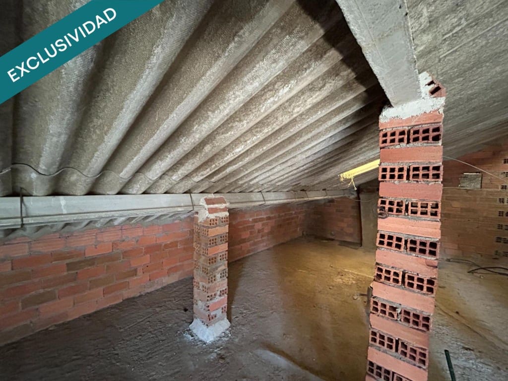 10 makuuhuone Huvila myytävänä paikassa Santiago de Compostela mukana 
autotalli - 430 000 € (Ref: 9595334)