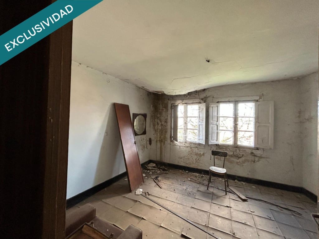 10 makuuhuone Huvila myytävänä paikassa Santiago de Compostela mukana 
autotalli - 430 000 € (Ref: 9595334)