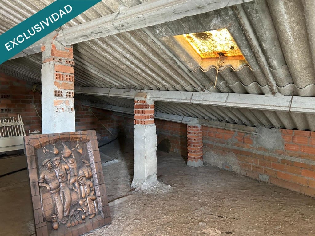 10 makuuhuone Huvila myytävänä paikassa Santiago de Compostela mukana 
autotalli - 430 000 € (Ref: 9595334)