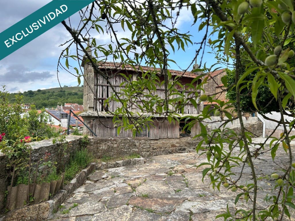 10 makuuhuone Huvila myytävänä paikassa Santiago de Compostela mukana 
autotalli - 430 000 € (Ref: 9595334)