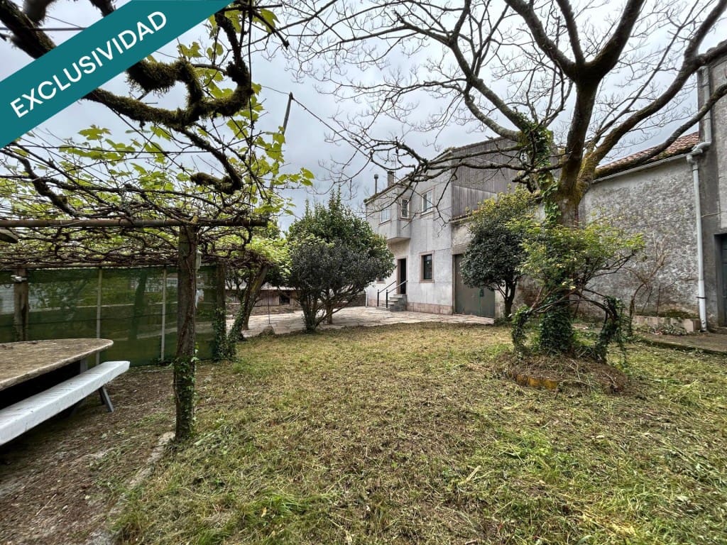 10 makuuhuone Huvila myytävänä paikassa Santiago de Compostela mukana 
autotalli - 430 000 € (Ref: 9595334)