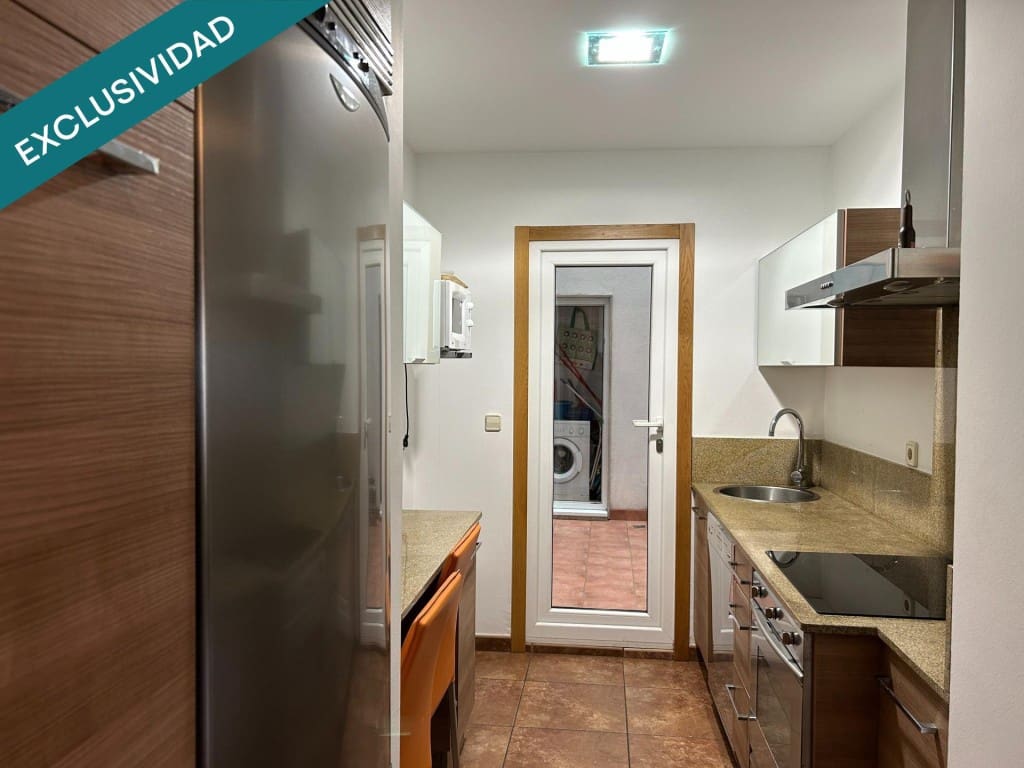 3 makuuhuone Asunto myytävänä paikassa Cangas mukana 
autotalli - 395 000 € (Ref: 9595335)