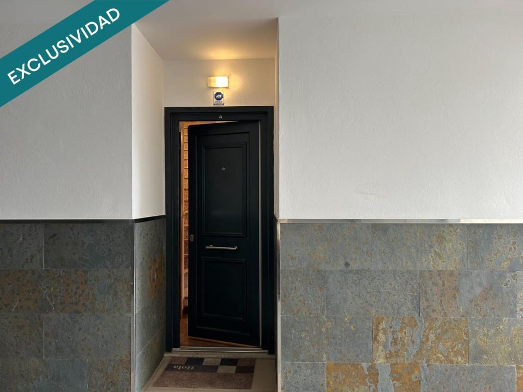 3 makuuhuone Asunto myytävänä paikassa Cangas mukana 
autotalli - 395 000 € (Ref: 9595335)