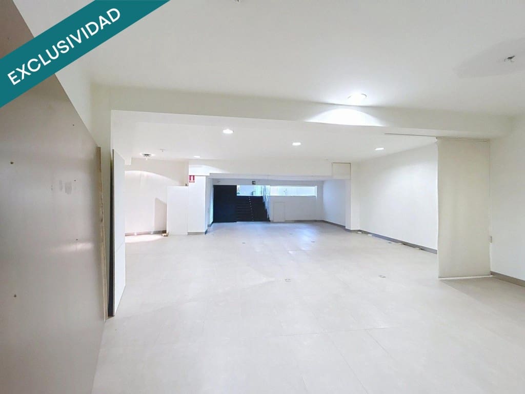 Commercial for sale in Santiago de Compostela - € 412,000 (Ref: 9595337)