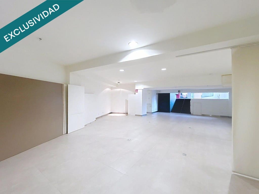 Commercial for sale in Santiago de Compostela - € 412,000 (Ref: 9595337)