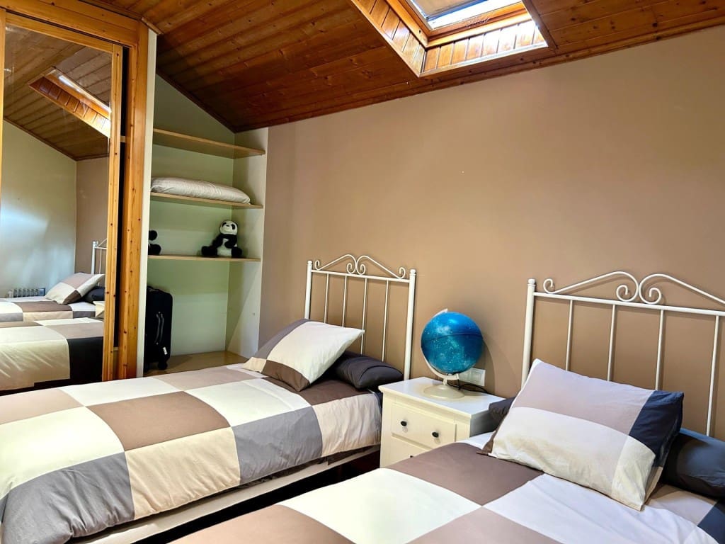 4 bedroom Finca/Country House for sale in Mondariz with garage - € 385,000 (Ref: 9595338)