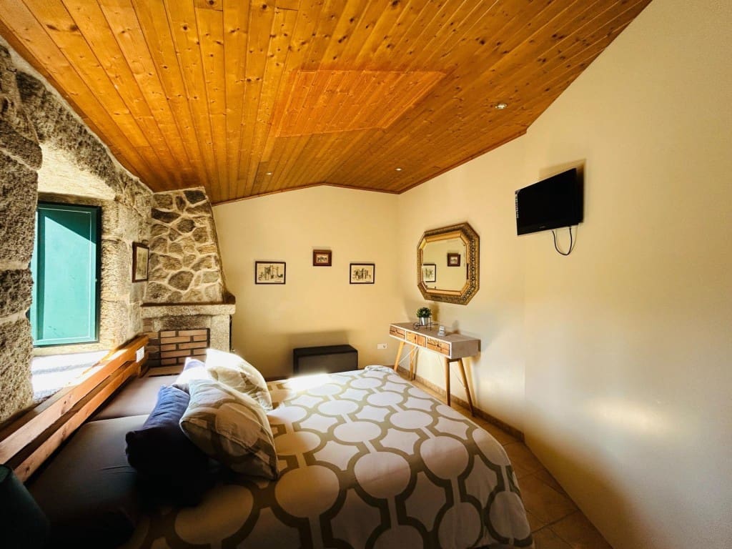 4 bedroom Finca/Country House for sale in Mondariz with garage - € 385,000 (Ref: 9595338)