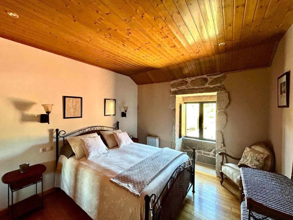 4 bedroom Finca/Country House for sale in Mondariz with garage - € 385,000 (Ref: 9595338)