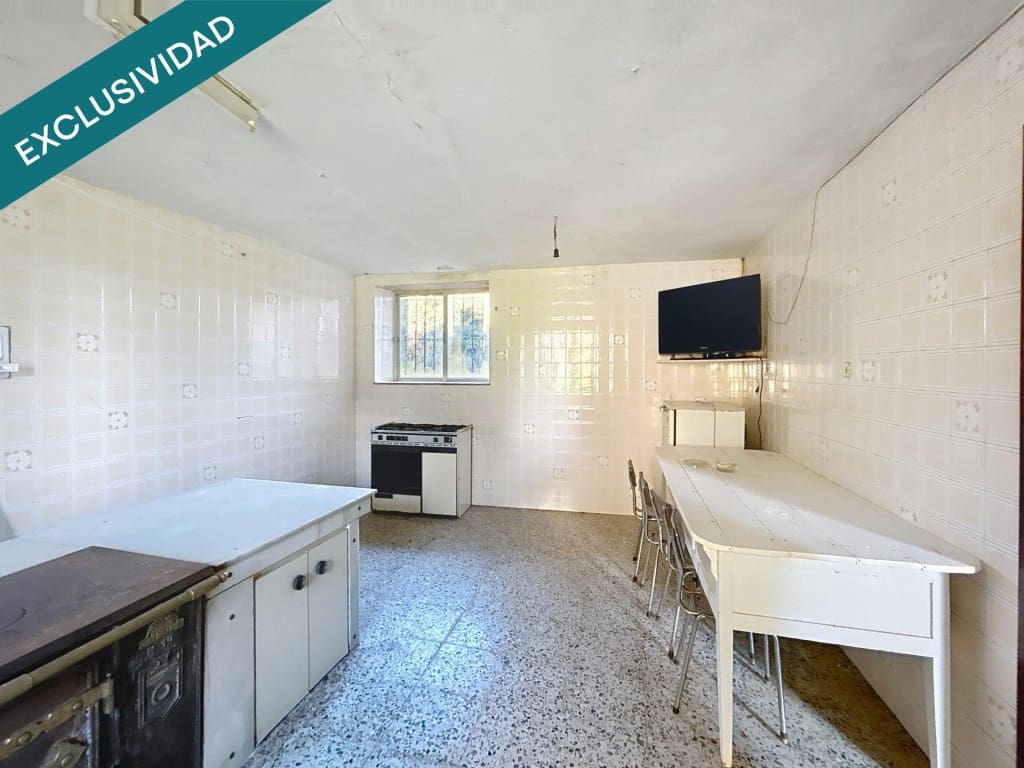 5 makuuhuone Maalaistalo myytävänä paikassa Boqueixon - 109 000 € (Ref: 9595340)