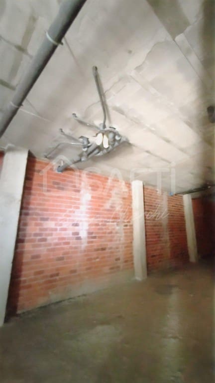 Erhverv til salg i Ames med garage - € 125.000 (Ref: 9595341)