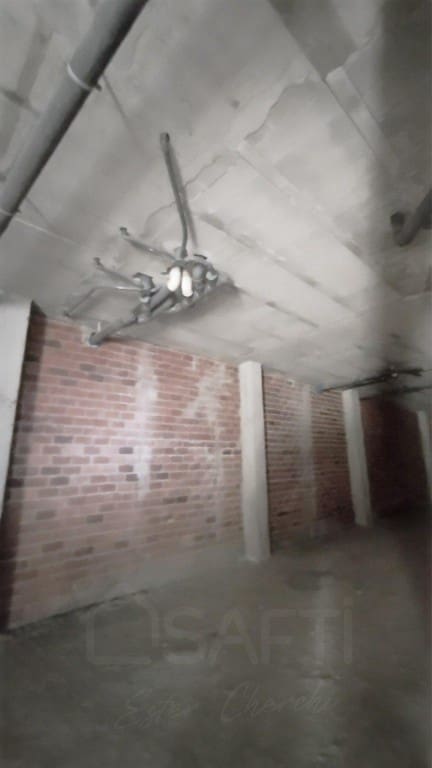 Erhverv til salg i Ames med garage - € 125.000 (Ref: 9595341)