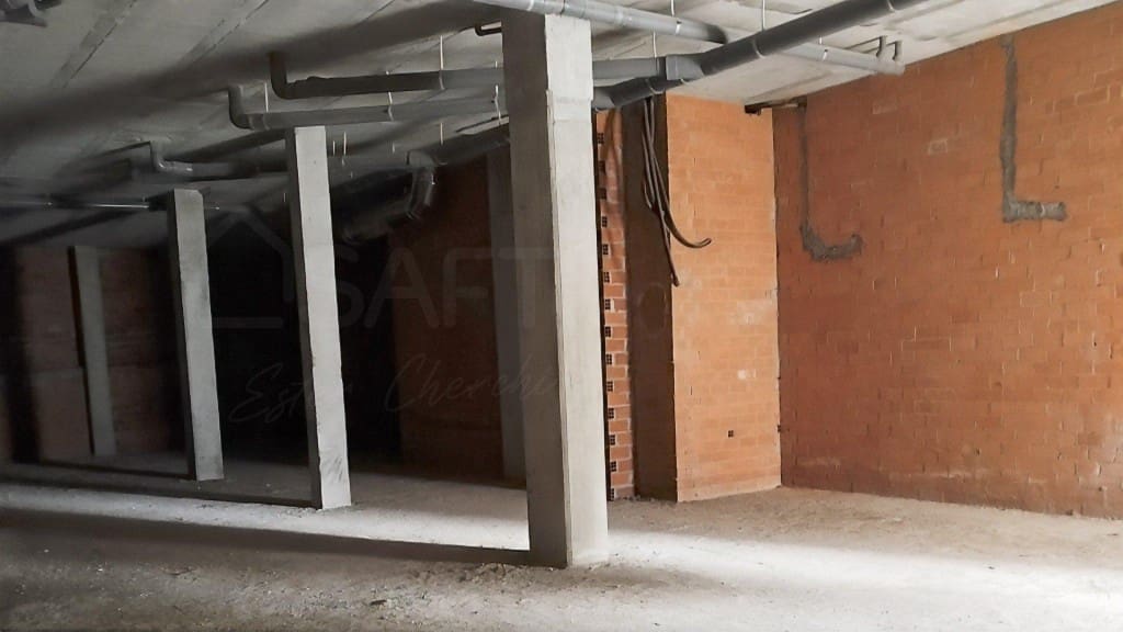 Erhverv til salg i Ames med garage - € 125.000 (Ref: 9595341)