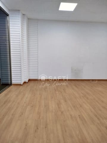 Kommersiell til leie i Ames - € 2 200 (Ref: 9595342)