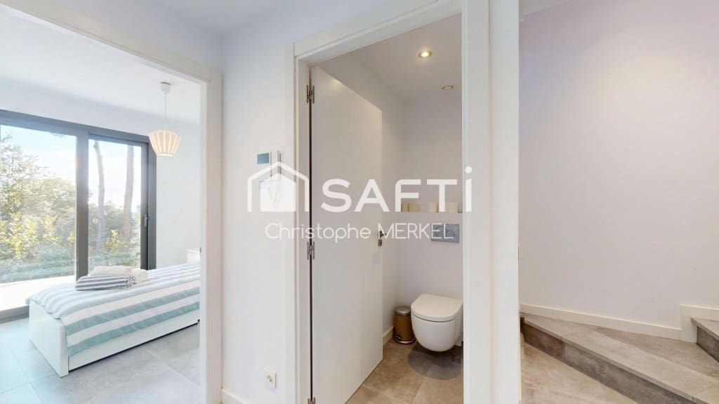 4 sypialnia Willa na sprzedaż w Calella de Palafrugell z basenem garażem - 825 000 € (Ref: 9595343)