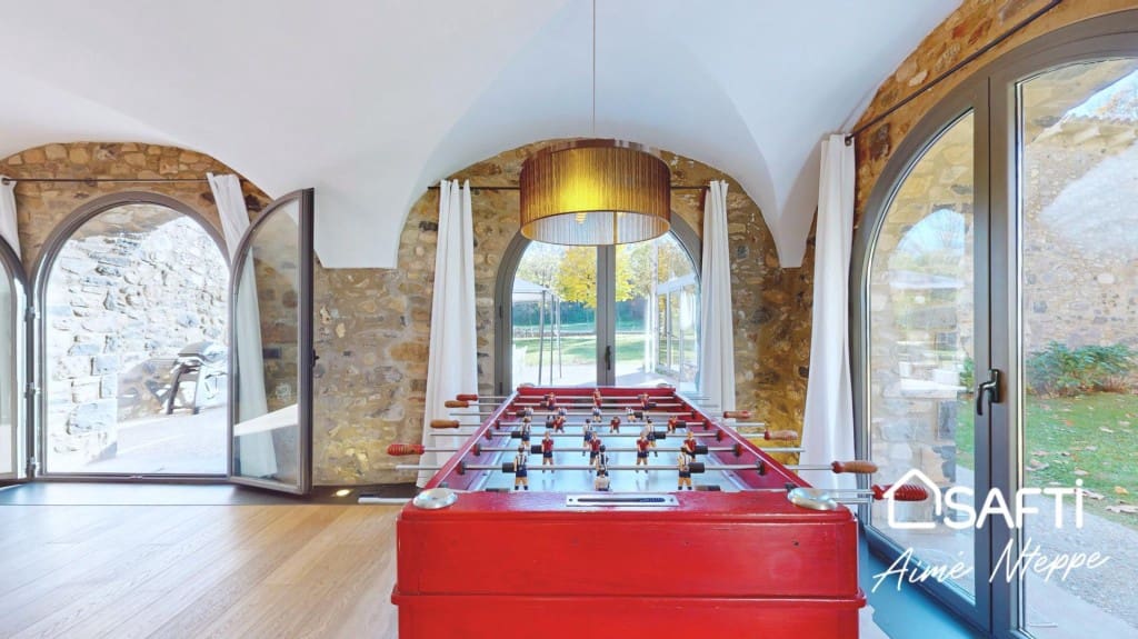 4 bedroom Finca/Country House for sale in Sant Joan les Fonts with pool garage - € 1,250,000 (Ref: 9595344)