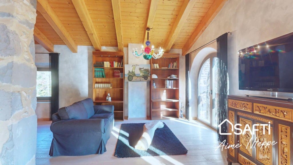 4 bedroom Finca/Country House for sale in Sant Joan les Fonts with pool garage - € 1,250,000 (Ref: 9595344)