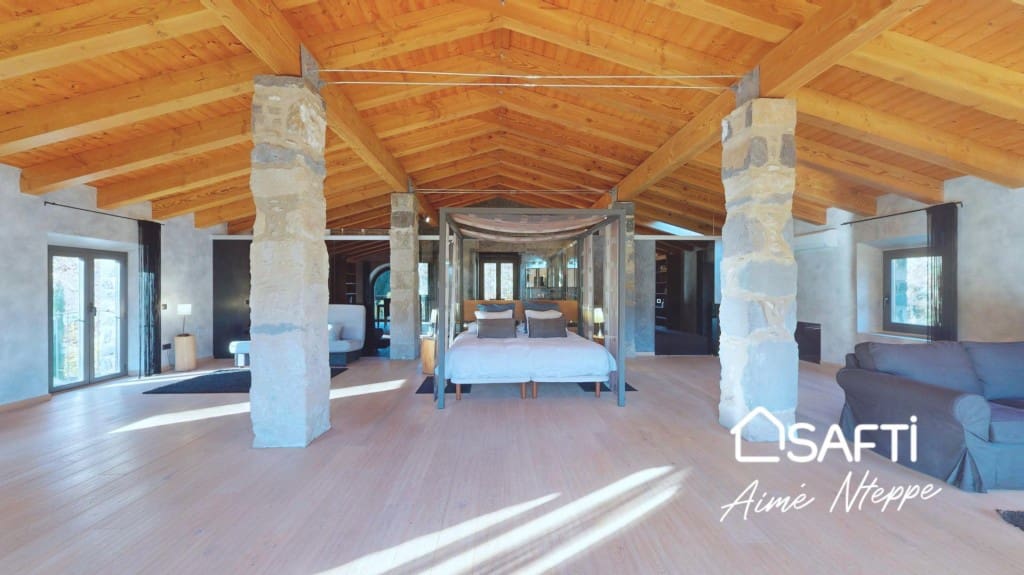 4 bedroom Finca/Country House for sale in Sant Joan les Fonts with pool garage - € 1,250,000 (Ref: 9595344)