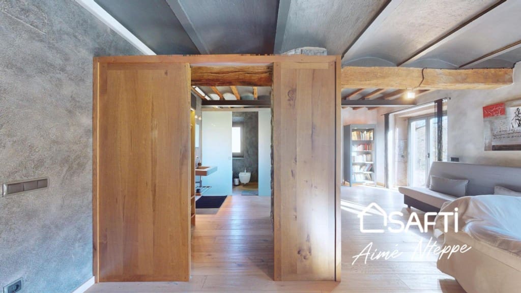 4 bedroom Finca/Country House for sale in Sant Joan les Fonts with pool garage - € 1,250,000 (Ref: 9595344)