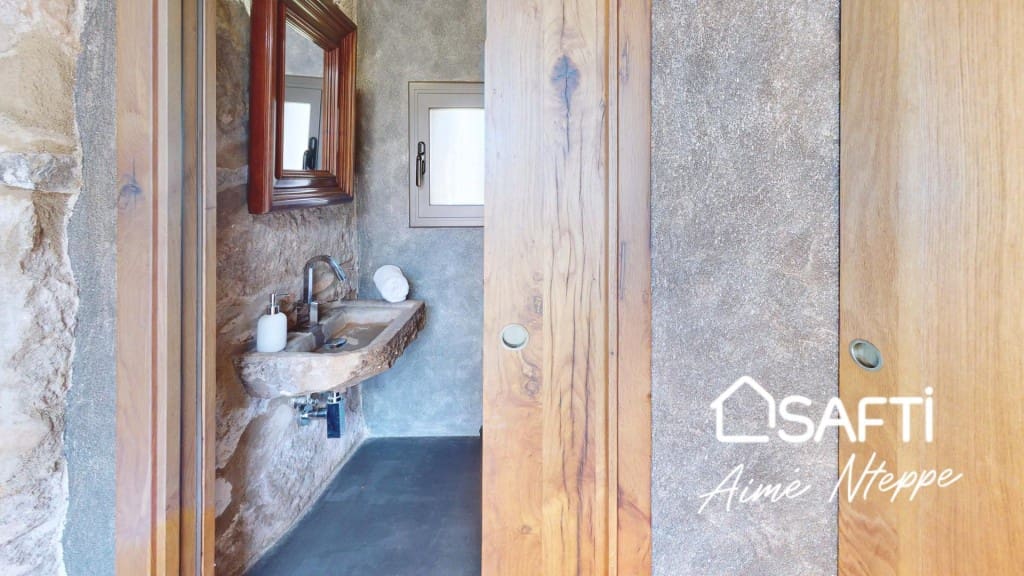 4 bedroom Finca/Country House for sale in Sant Joan les Fonts with pool garage - € 1,250,000 (Ref: 9595344)