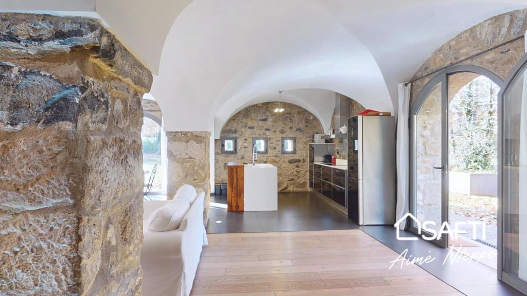 4 bedroom Finca/Country House for sale in Sant Joan les Fonts with pool garage - € 1,250,000 (Ref: 9595344)