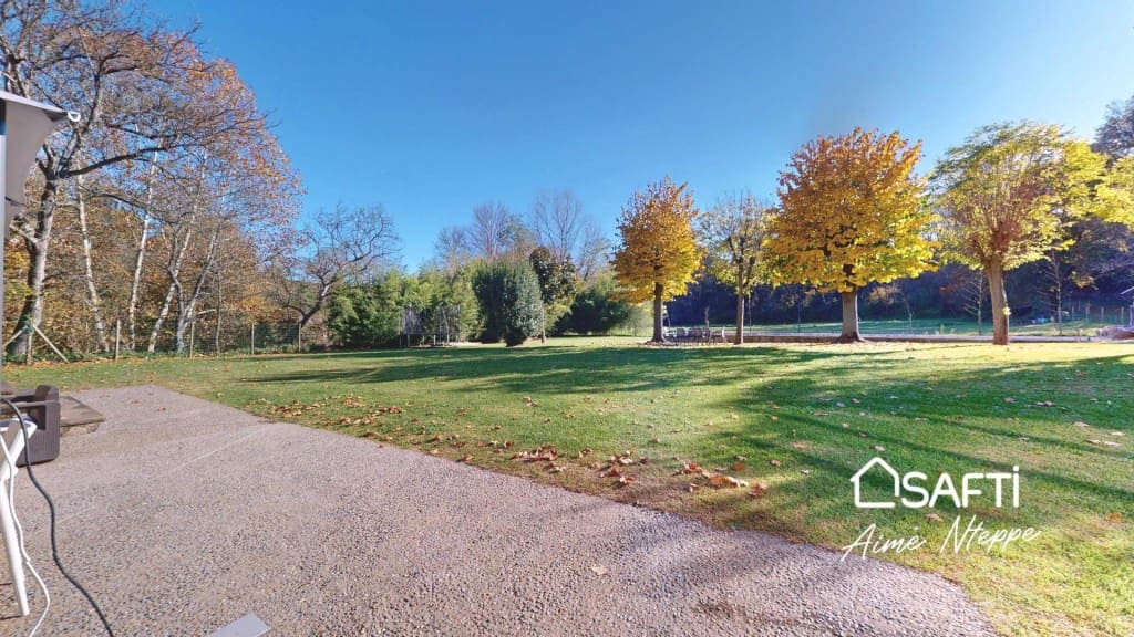 4 bedroom Finca/Country House for sale in Sant Joan les Fonts with pool garage - € 1,250,000 (Ref: 9595344)