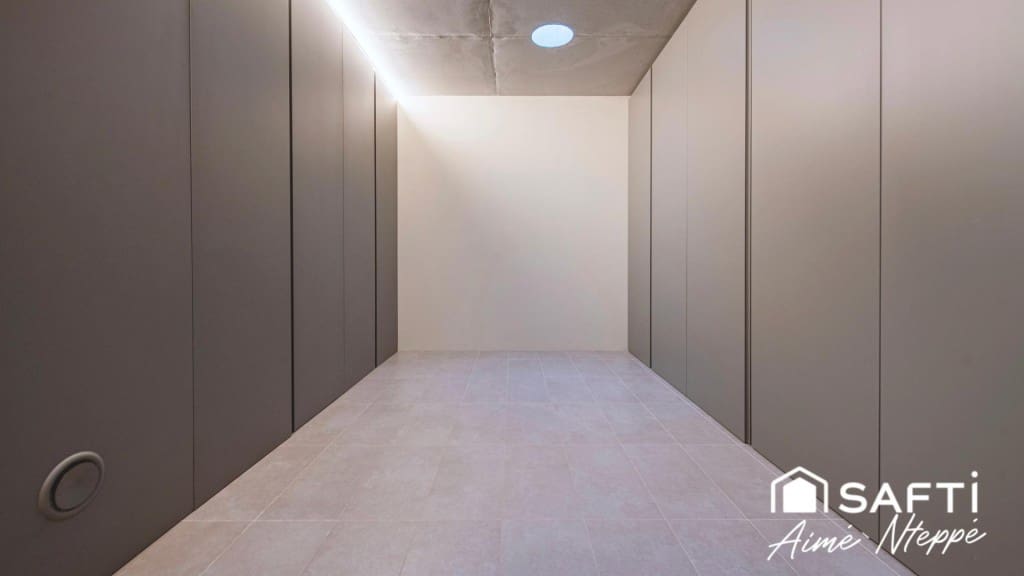 6 bedroom Villa for sale in Sant Julia de Ramis with pool garage - € 985,000 (Ref: 9595345)