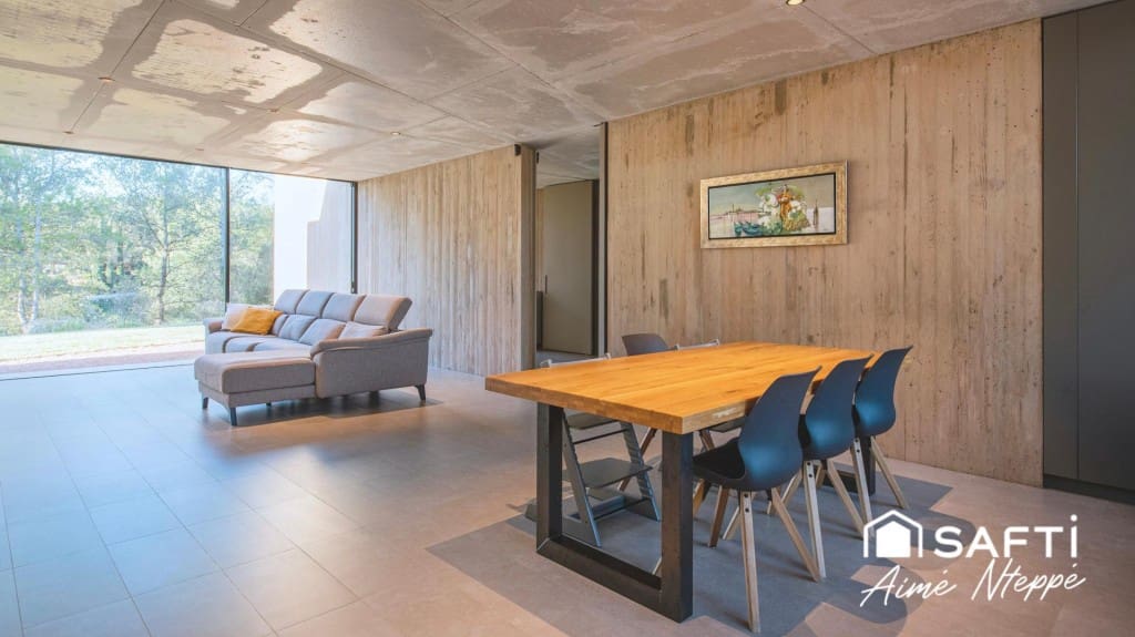 6 bedroom Villa for sale in Sant Julia de Ramis with pool garage - € 985,000 (Ref: 9595345)