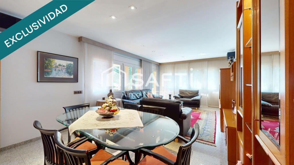 5 bedroom Villa for sale in Girona city with pool garage - € 630,000 (Ref: 9595346)