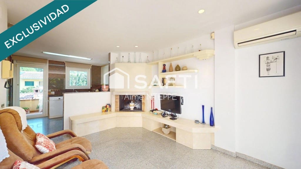 5 bedroom Villa for sale in Girona city with pool garage - € 630,000 (Ref: 9595346)