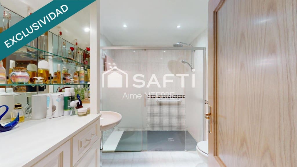 5 bedroom Villa for sale in Girona city with pool garage - € 630,000 (Ref: 9595346)