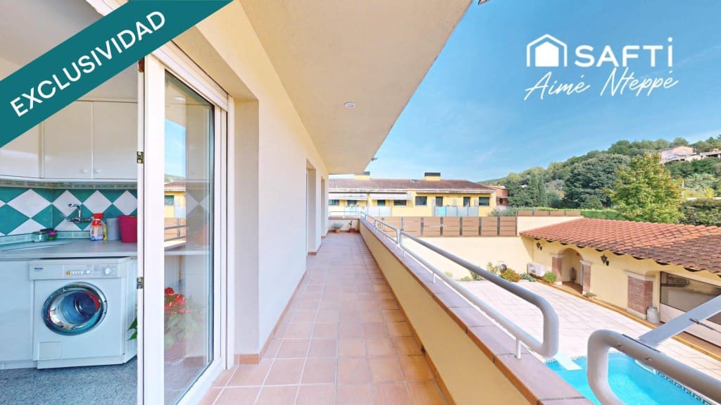 5 bedroom Villa for sale in Girona city with pool garage - € 630,000 (Ref: 9595346)