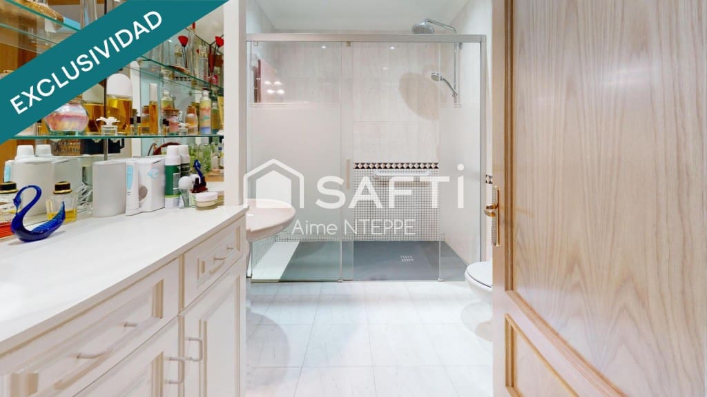 5 bedroom Villa for sale in Girona city with pool garage - € 630,000 (Ref: 9595346)